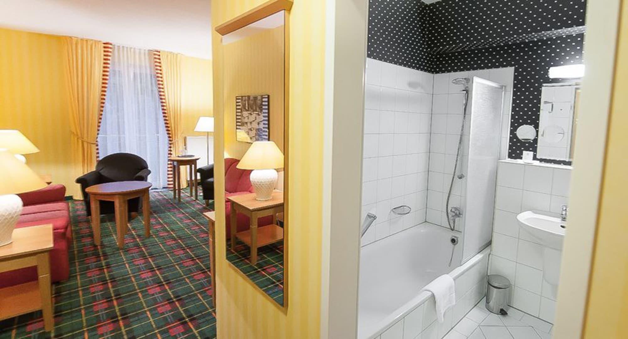 ברלין Gruenau Hotel מראה חיצוני תמונה