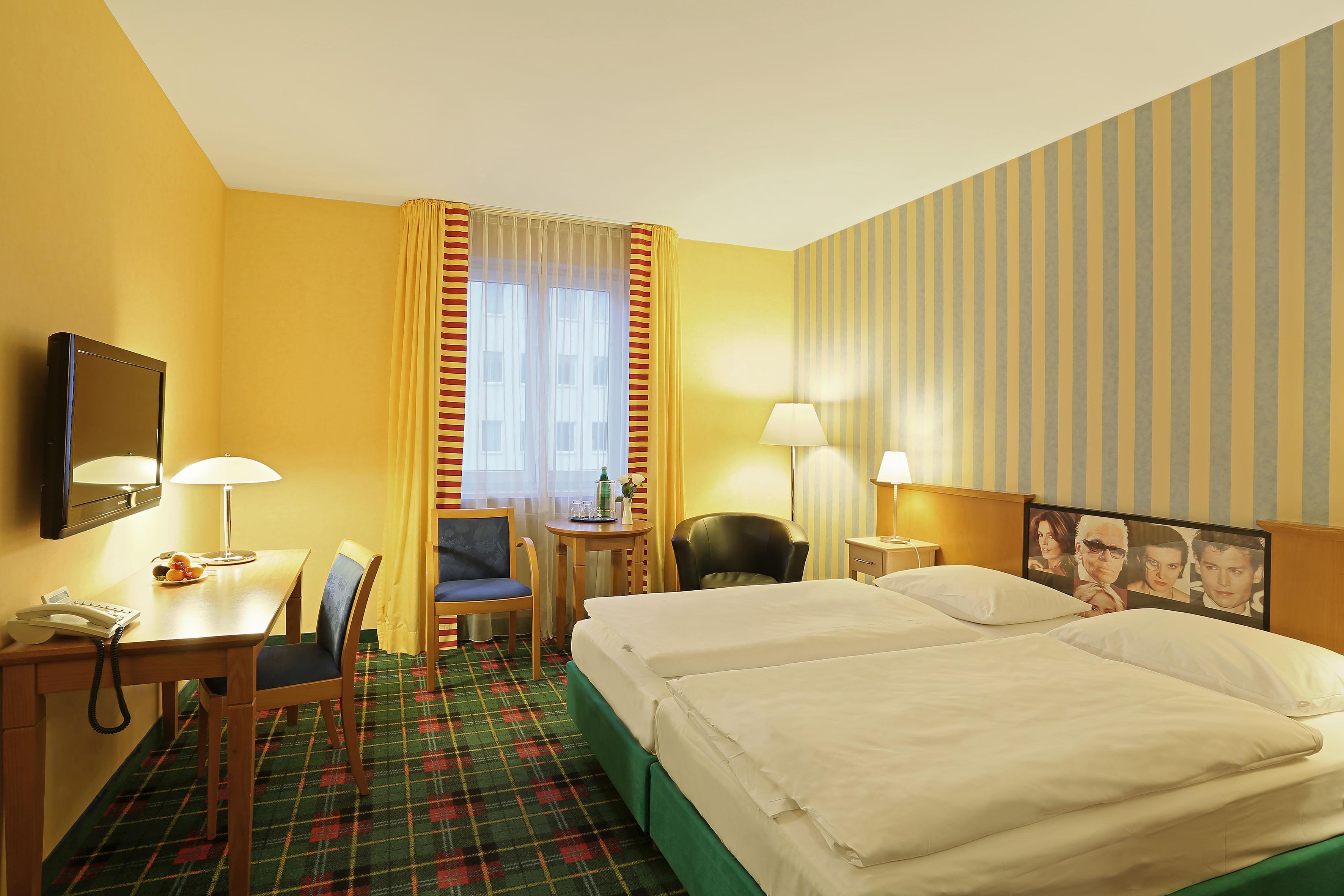 ברלין Gruenau Hotel מראה חיצוני תמונה